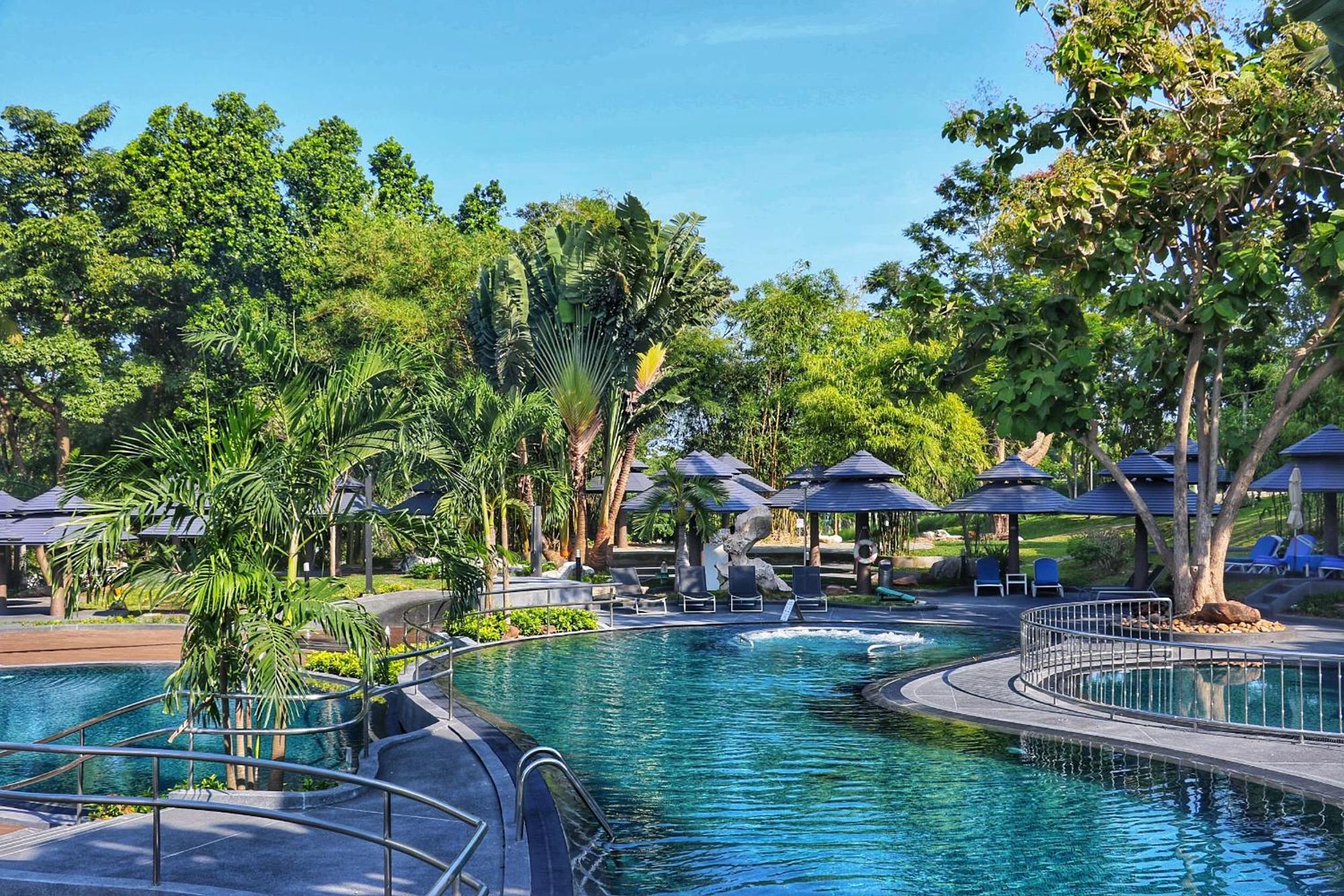 Royal Cliff Grand Hotel Pattaya Exterior photo