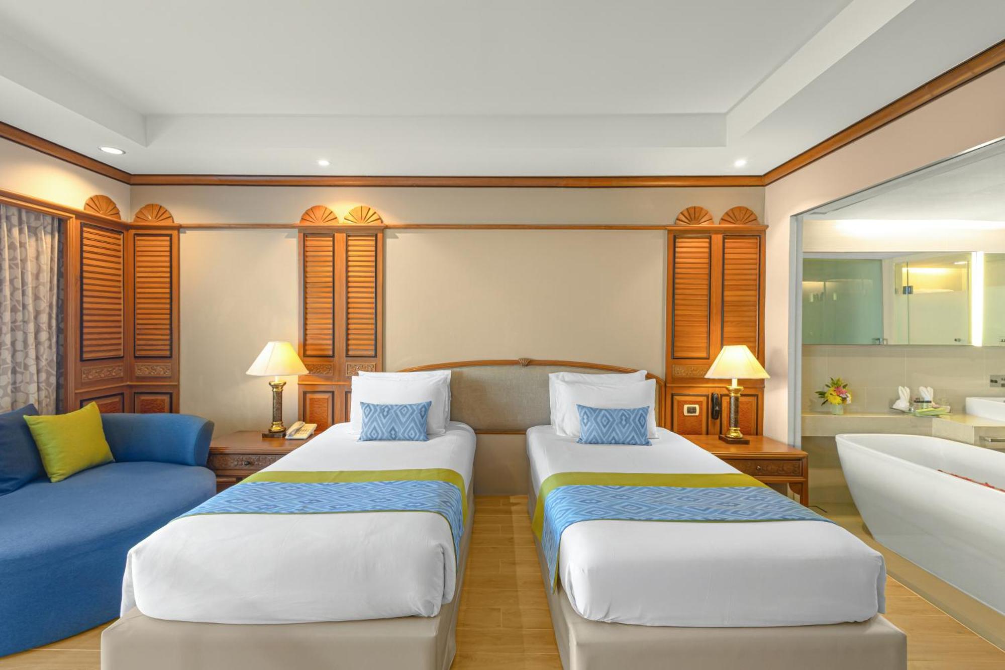 Royal Cliff Grand Hotel Pattaya Exterior photo